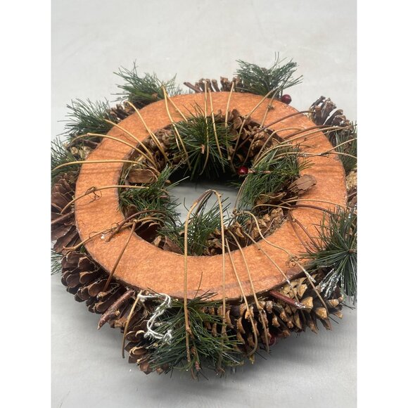 handmade Christmas wreath green brown pine cones holly berries silver 10" READ - Picture 5 of 8